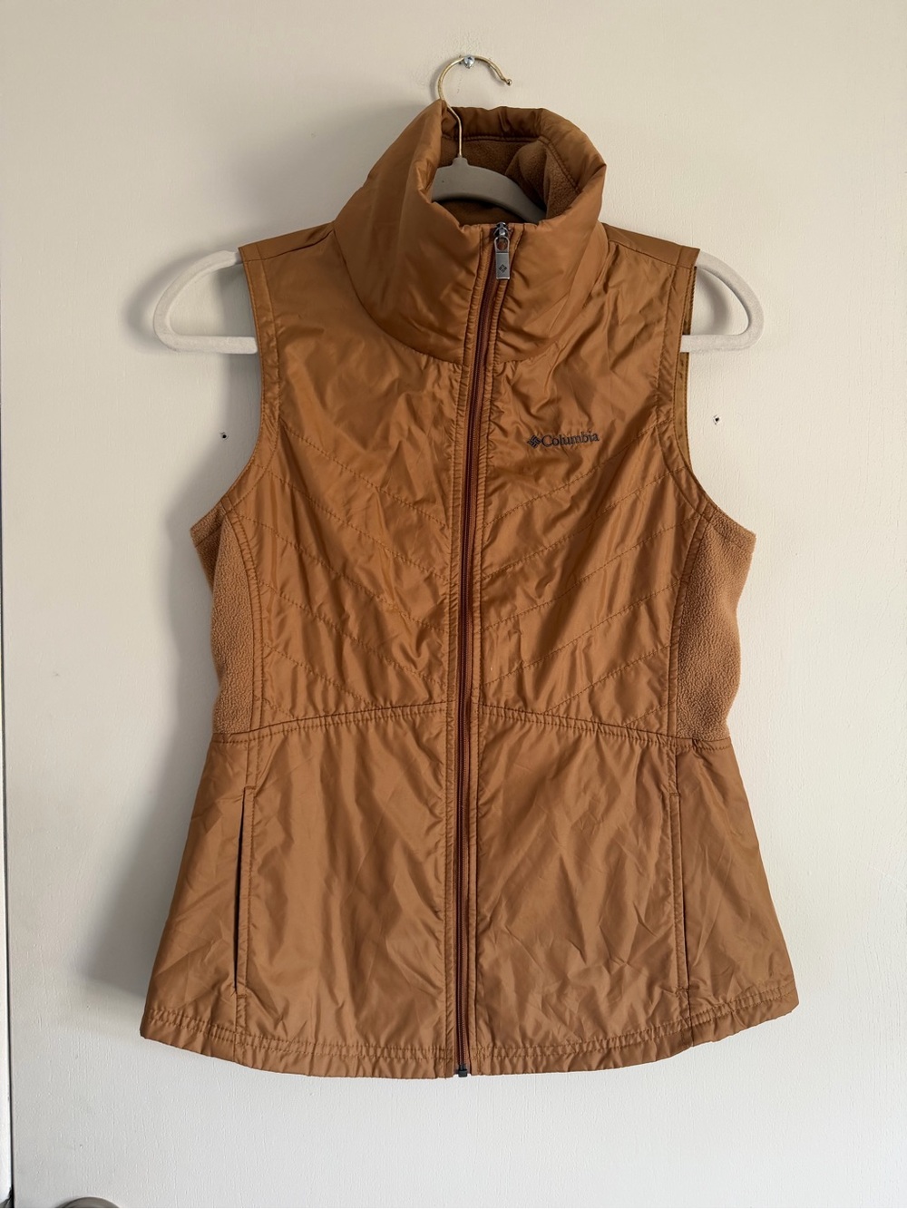 Columbia Women's Camel Brown Quilted Sleeveless Vest